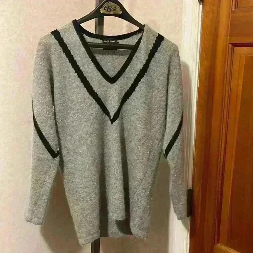 Pierre Cardin vintage lambswool and Angora rabbit sweater size large
